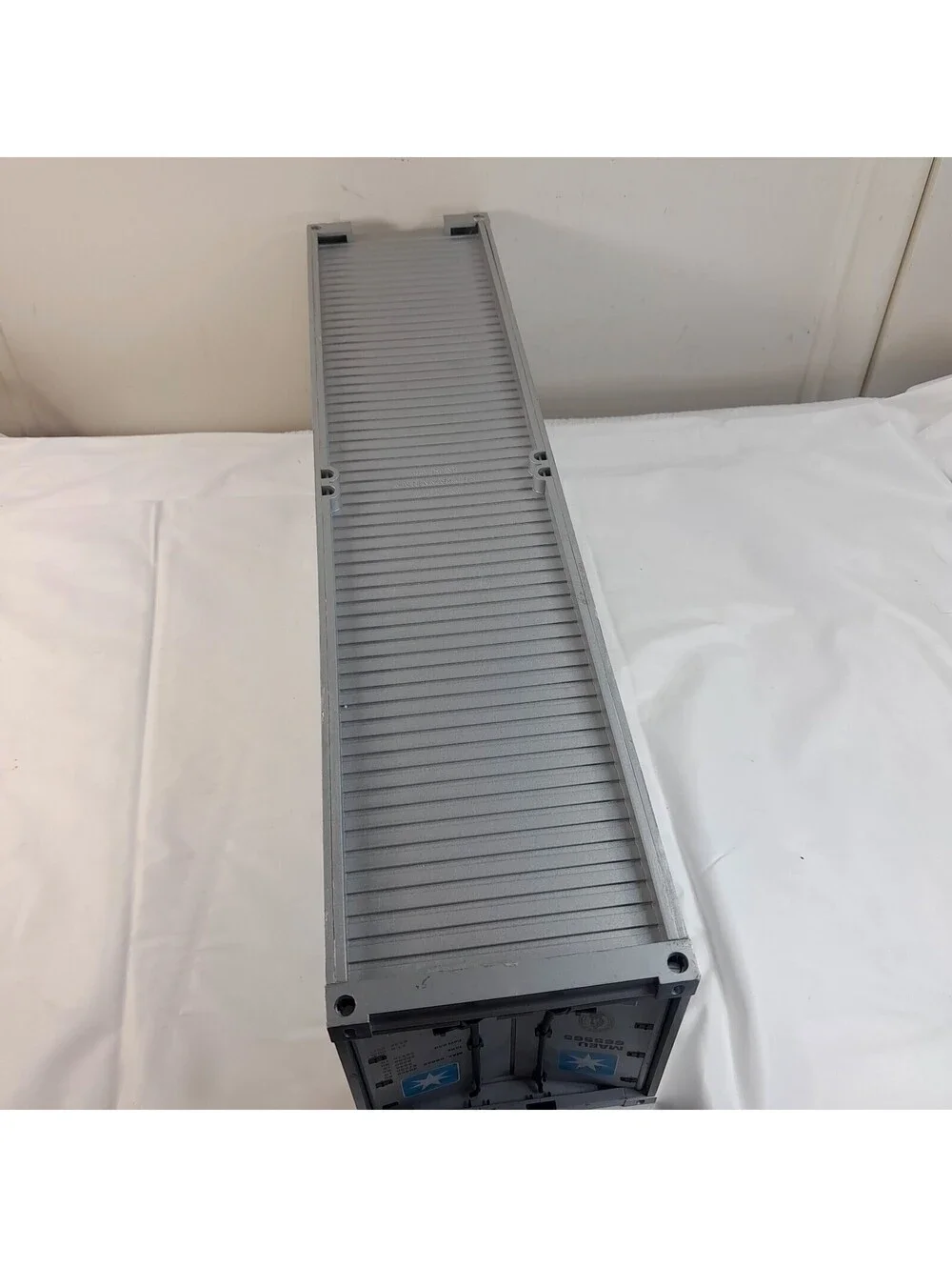 USA Trains MAERSK Intermodal Container G Gauge Scale Ribbed Side plastic train